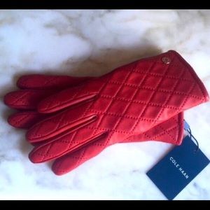 Gorgeous Cole Haan red leather cashmere lined gloves